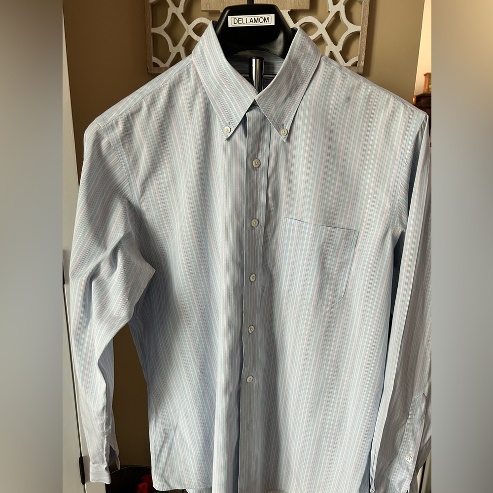 Brooks Brothers men’s button down long sleeve shirt.